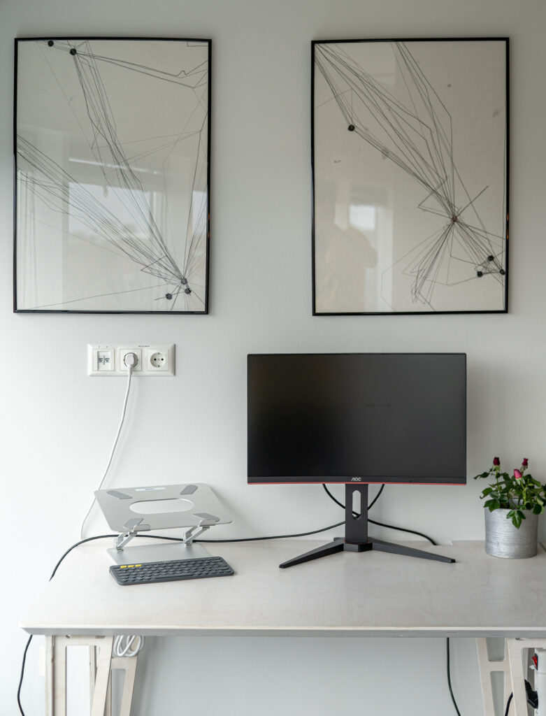 Töölaud monitoriga